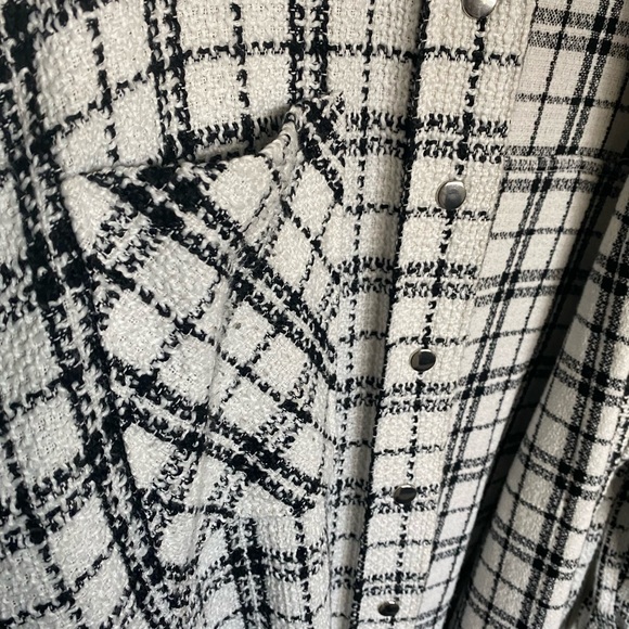 Plaid shacket - Picture 4 of 6